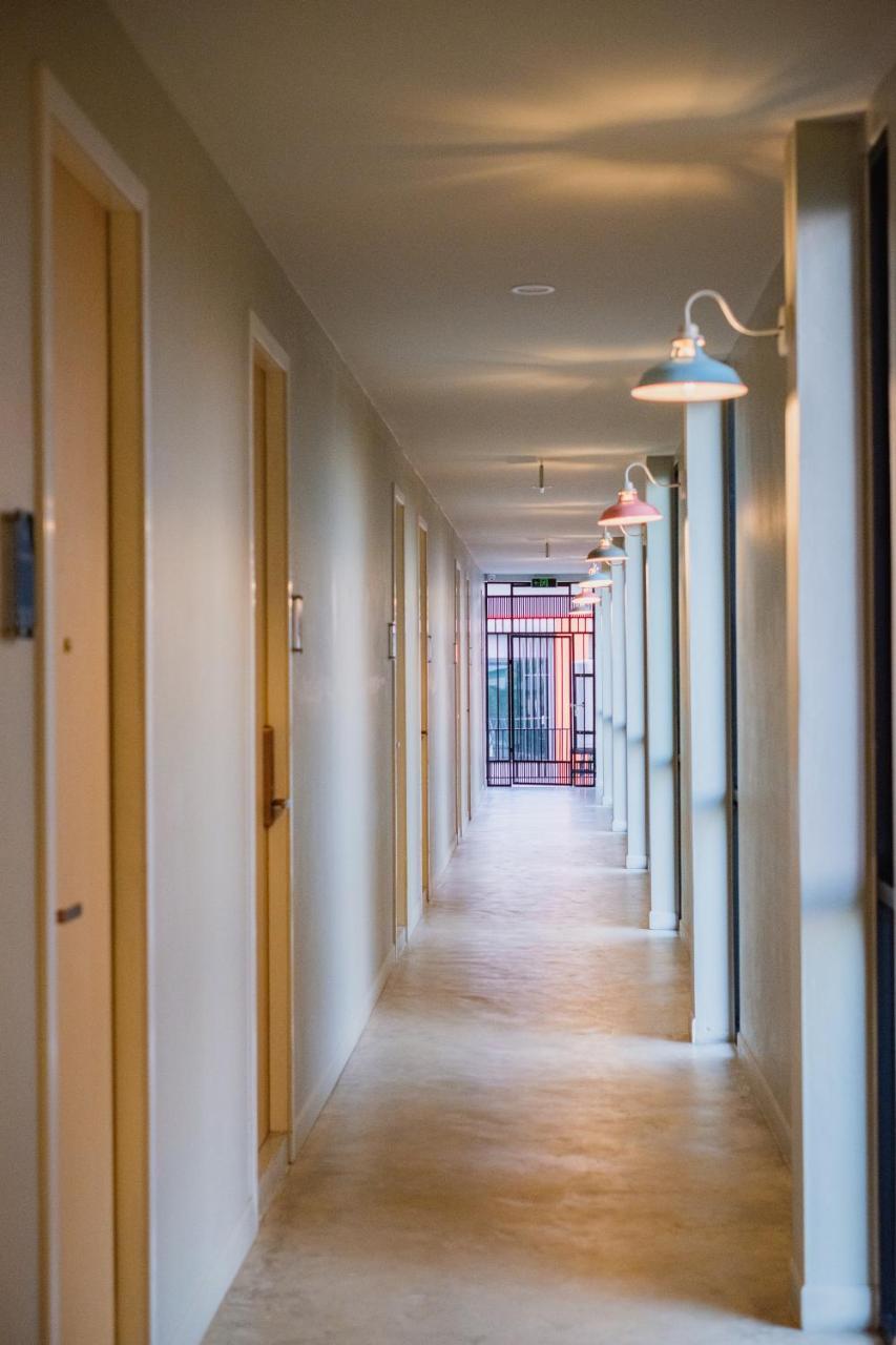 Mosstel Hotel Фитсанулок Екстериор снимка