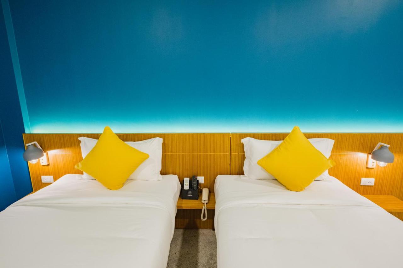 Mosstel Hotel Фитсанулок Екстериор снимка