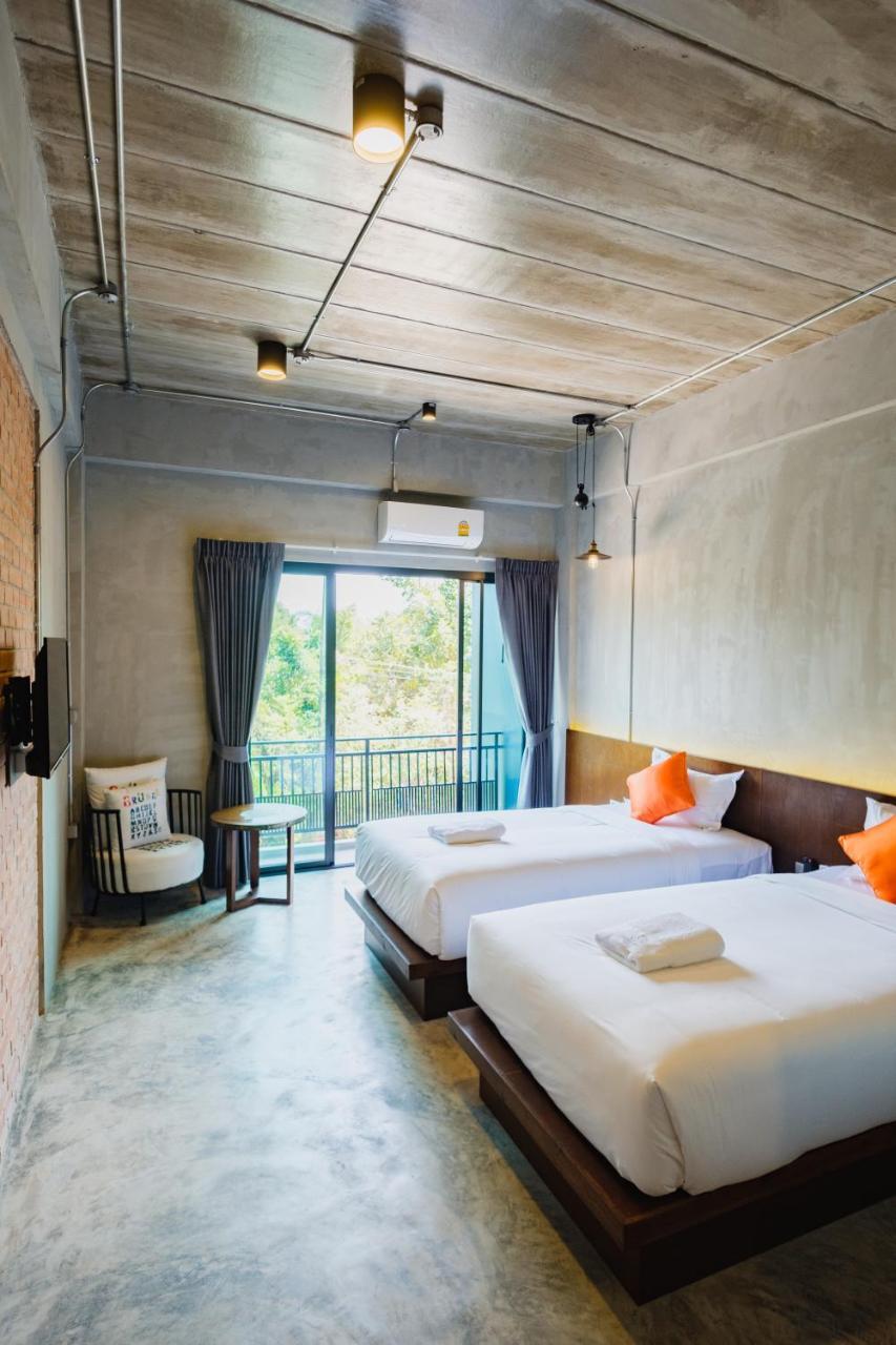 Mosstel Hotel Фитсанулок Екстериор снимка