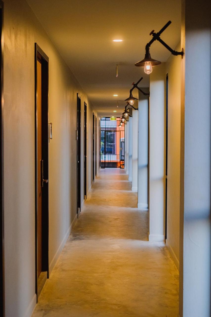 Mosstel Hotel Фитсанулок Екстериор снимка