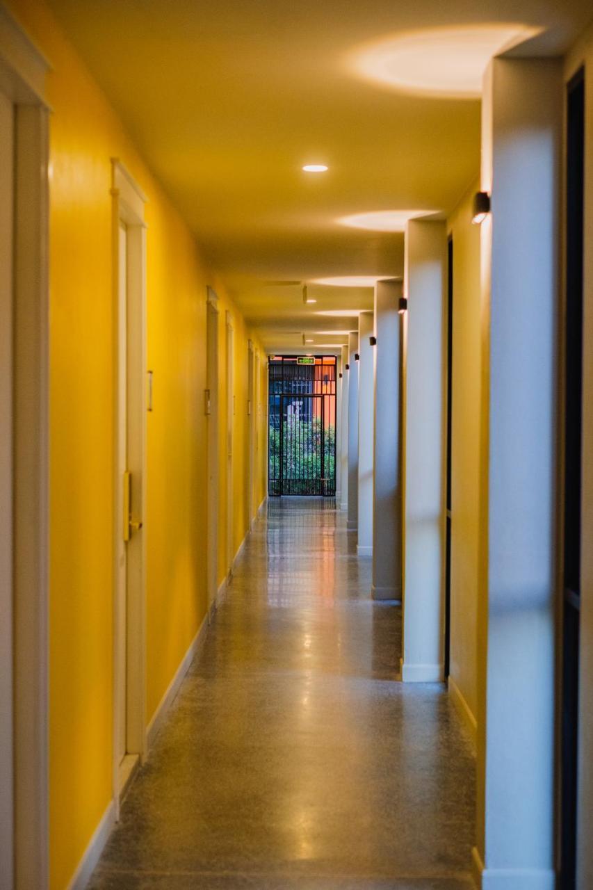 Mosstel Hotel Фитсанулок Екстериор снимка